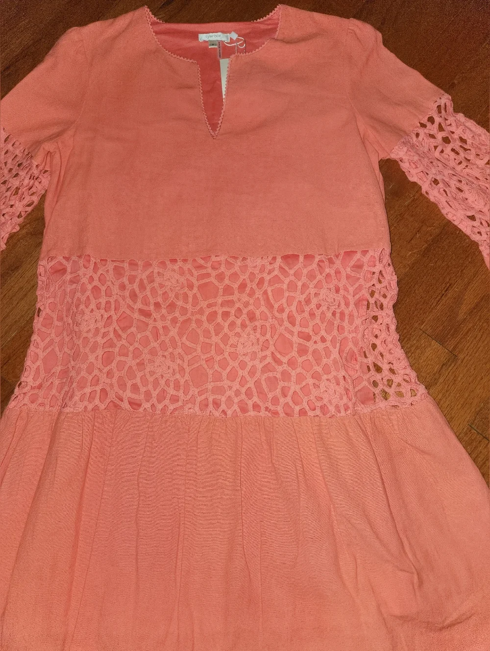 Dress - Picture 3 of 7